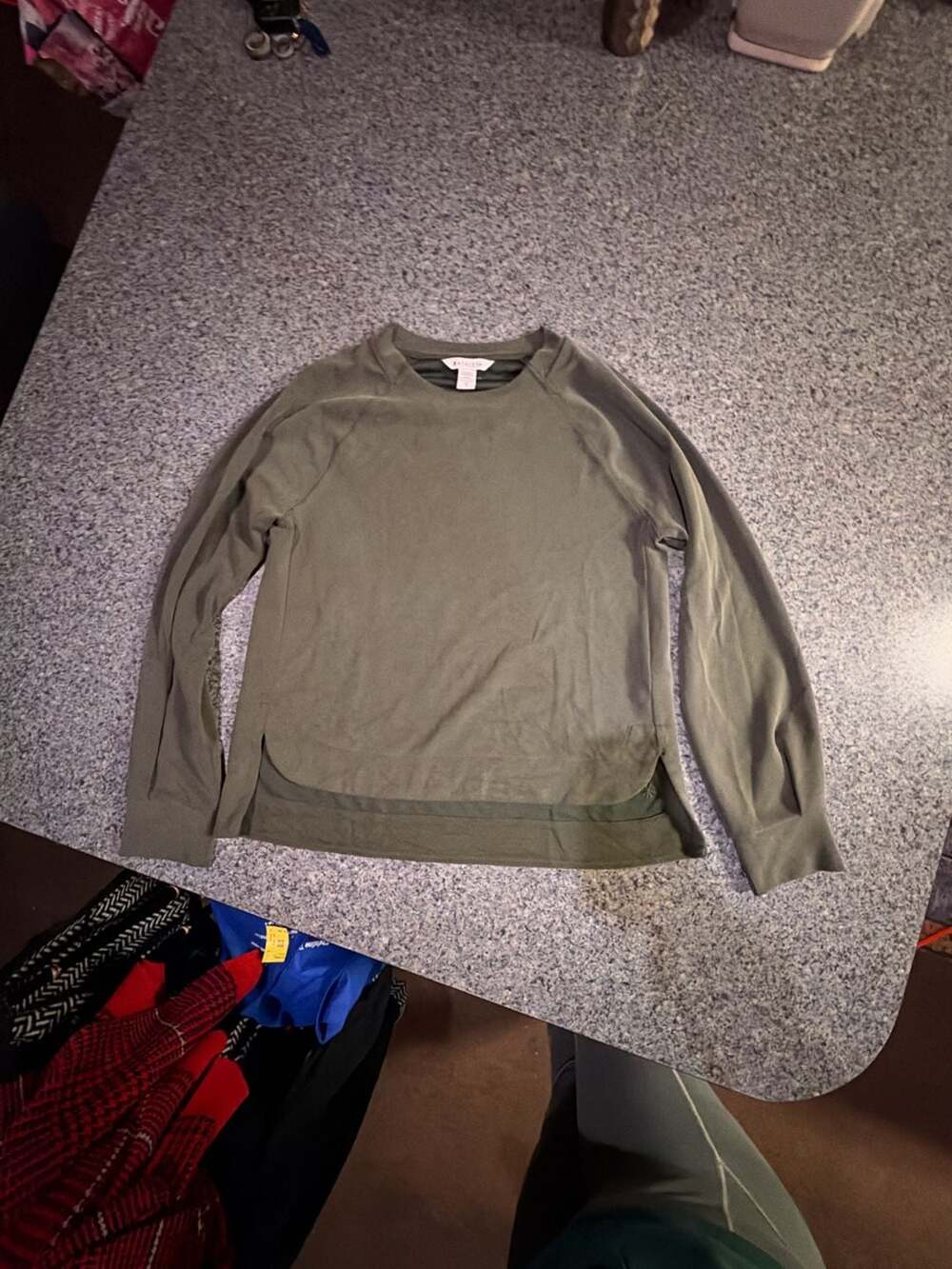 Athleta Coaster Luxe Sweatshirt Size S Green Long Sleeve Top